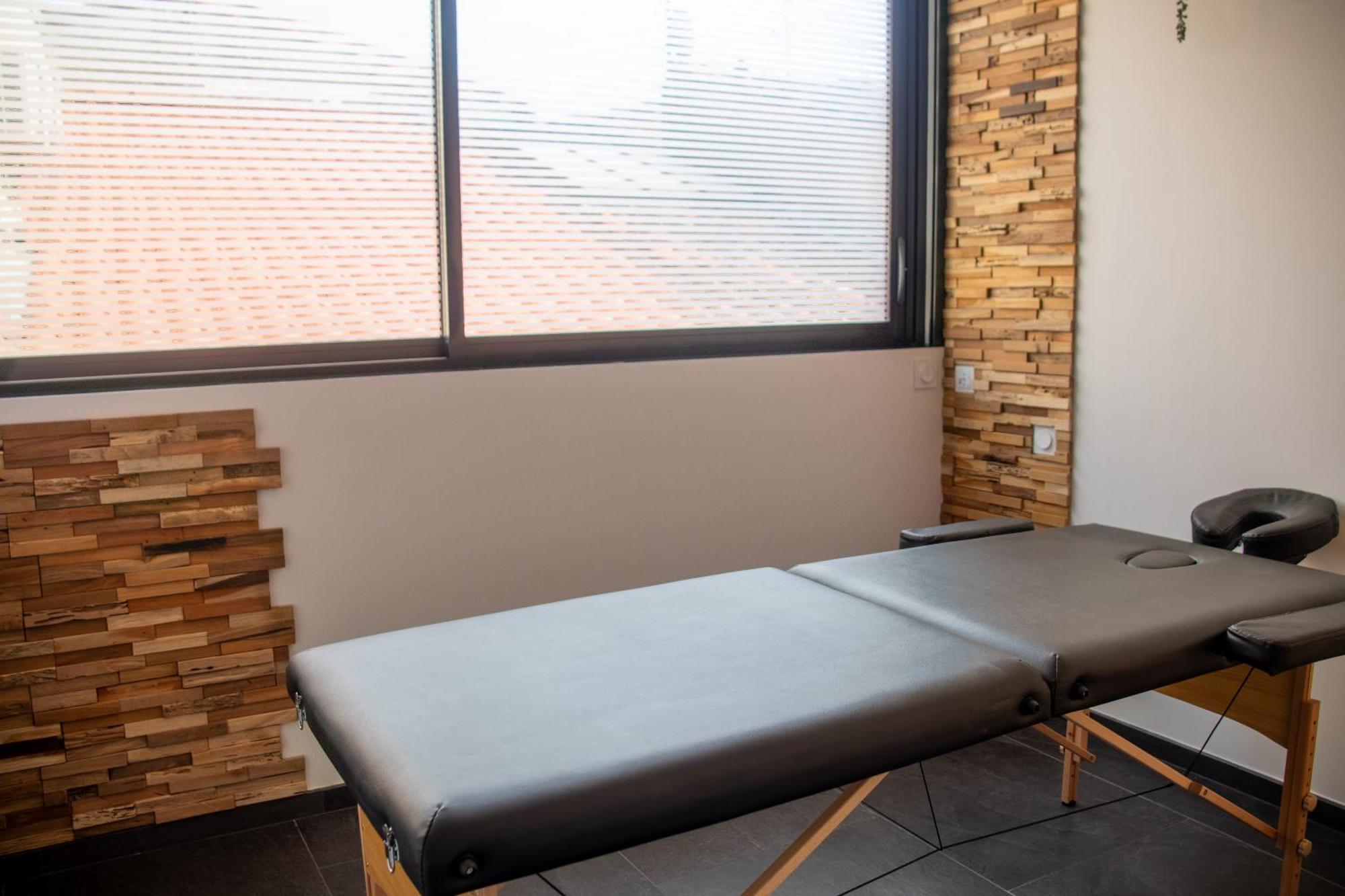 Loft 150 M2 Jacuzzi, Sauna Et Massage Blagnac Exteriör bild
