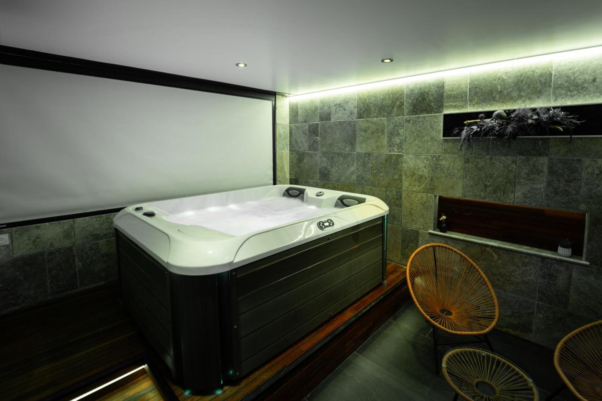 Loft 150 M2 Jacuzzi, Sauna Et Massage Blagnac Exteriör bild